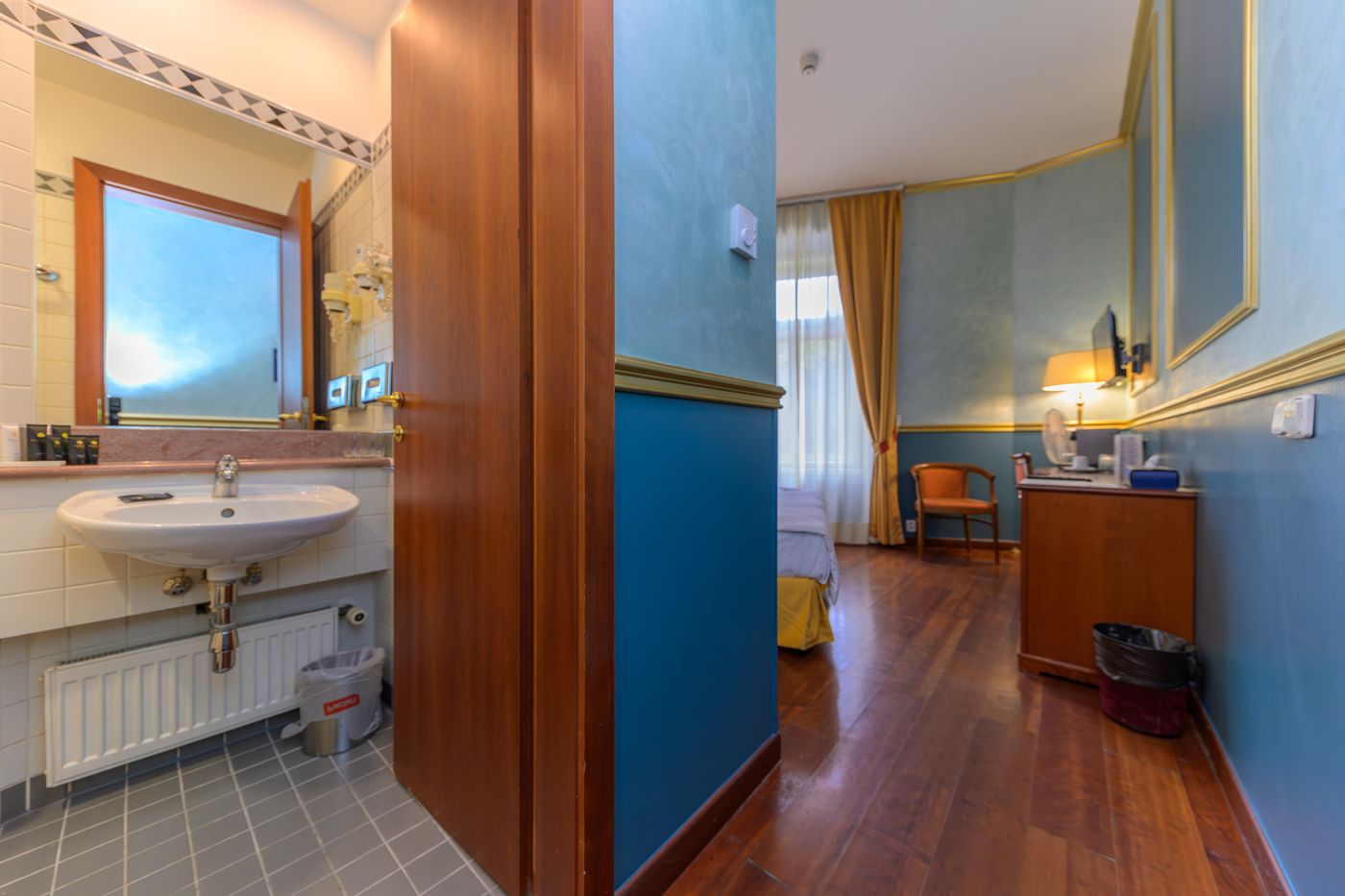 Hotel-Kinsky-Fountain-Room-40