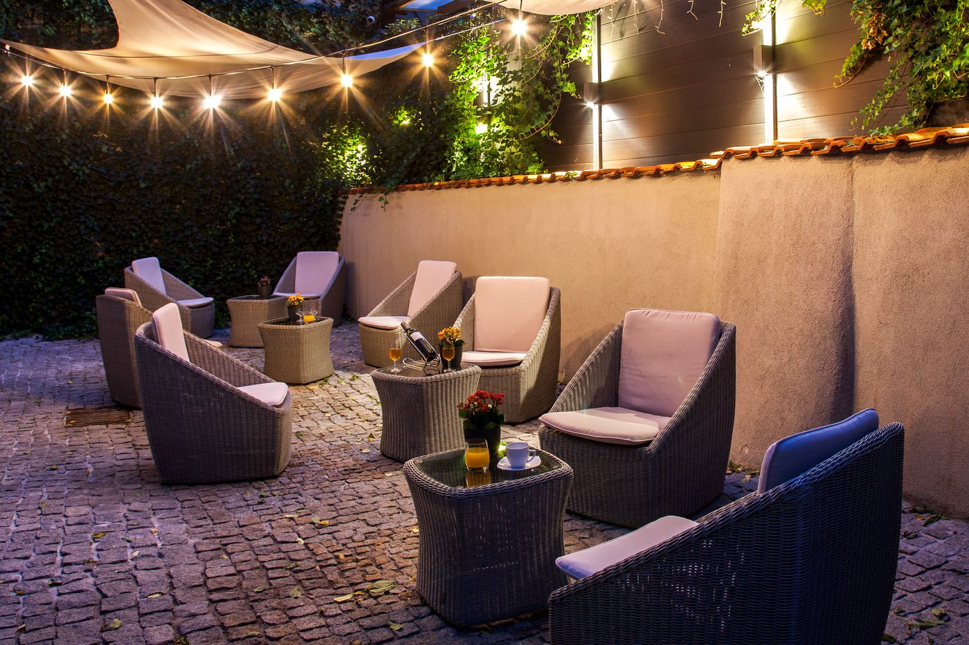 Portal-House-Apartments-Restaurant-61