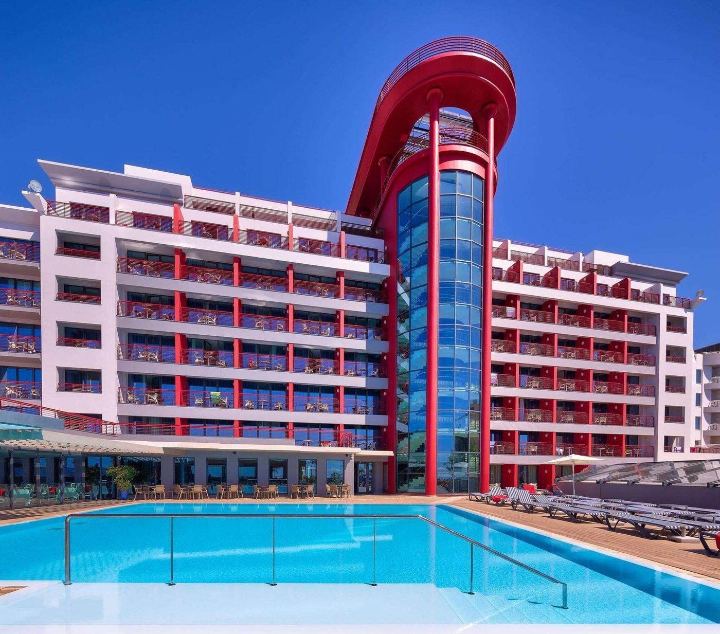 The-Views-Monumental-General-view-4