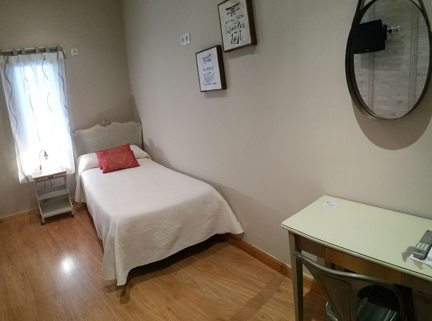 Hosteria Villa De Castro-Spain-CASTRO URDIALES-Room-5