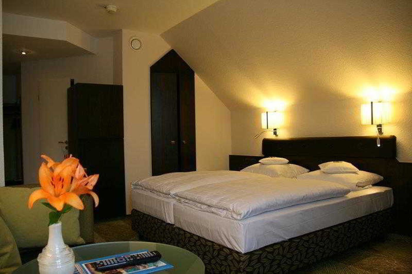 Best Western  Landhotel Am Zault - Germany - DUESSELDORF - General view - 10