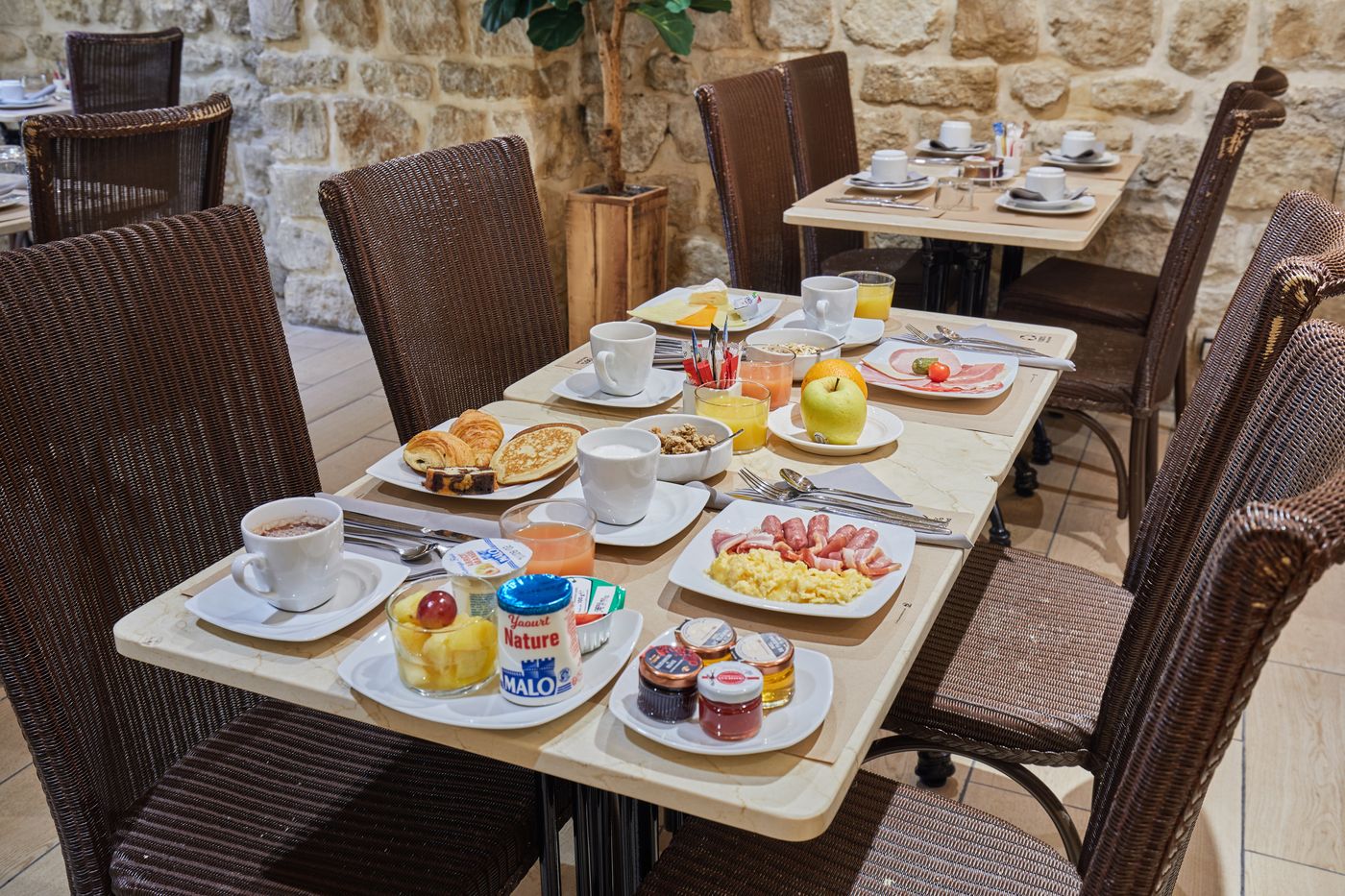 Hotel-Berne-Opera-Restaurant-32