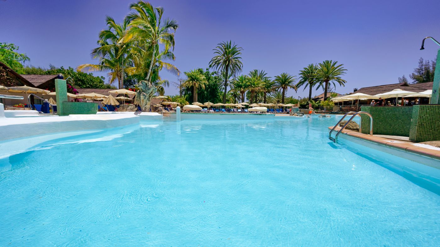 Costa-Canaria-Pool-3
