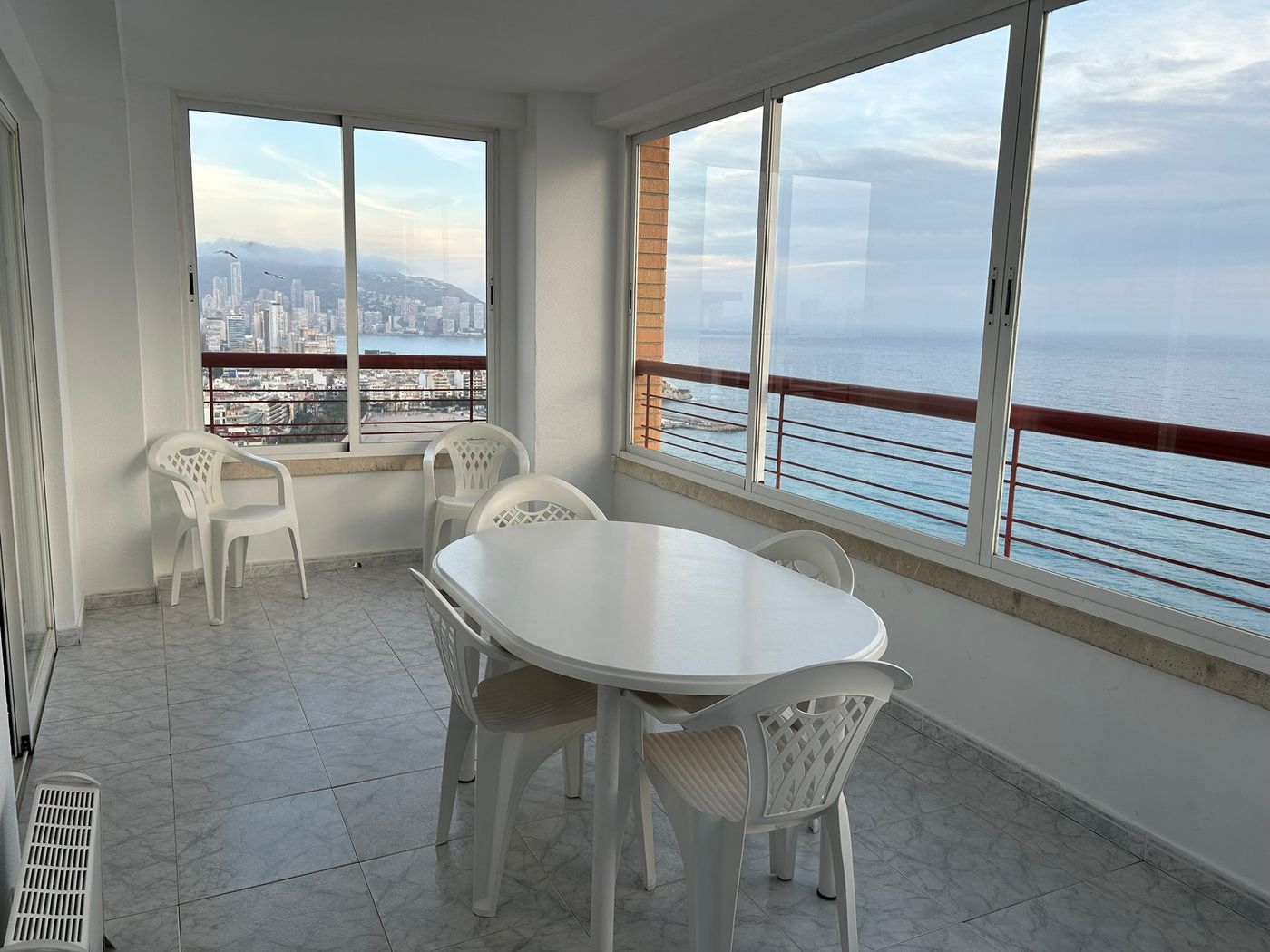 Benibeach Apartments