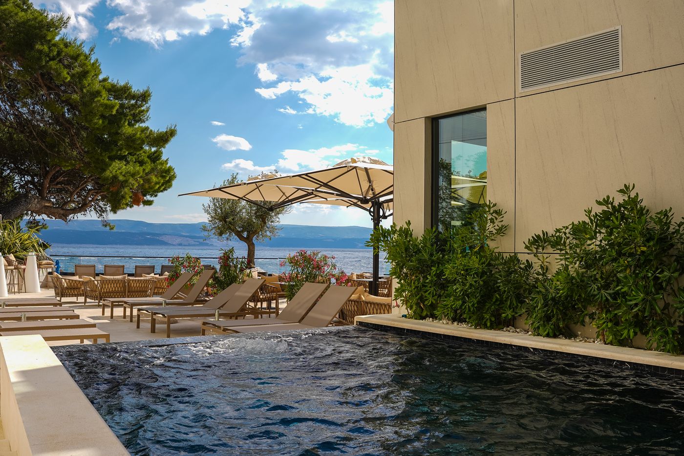 Hotel-Medistone-Pool-2