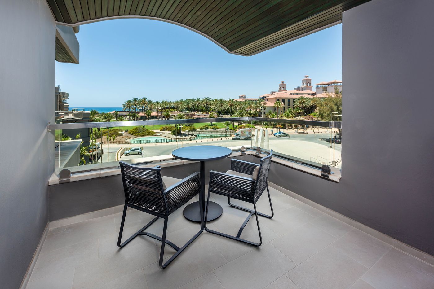 Hotel-Faro--a-Lopesan-Collection-Hotel-Room-15