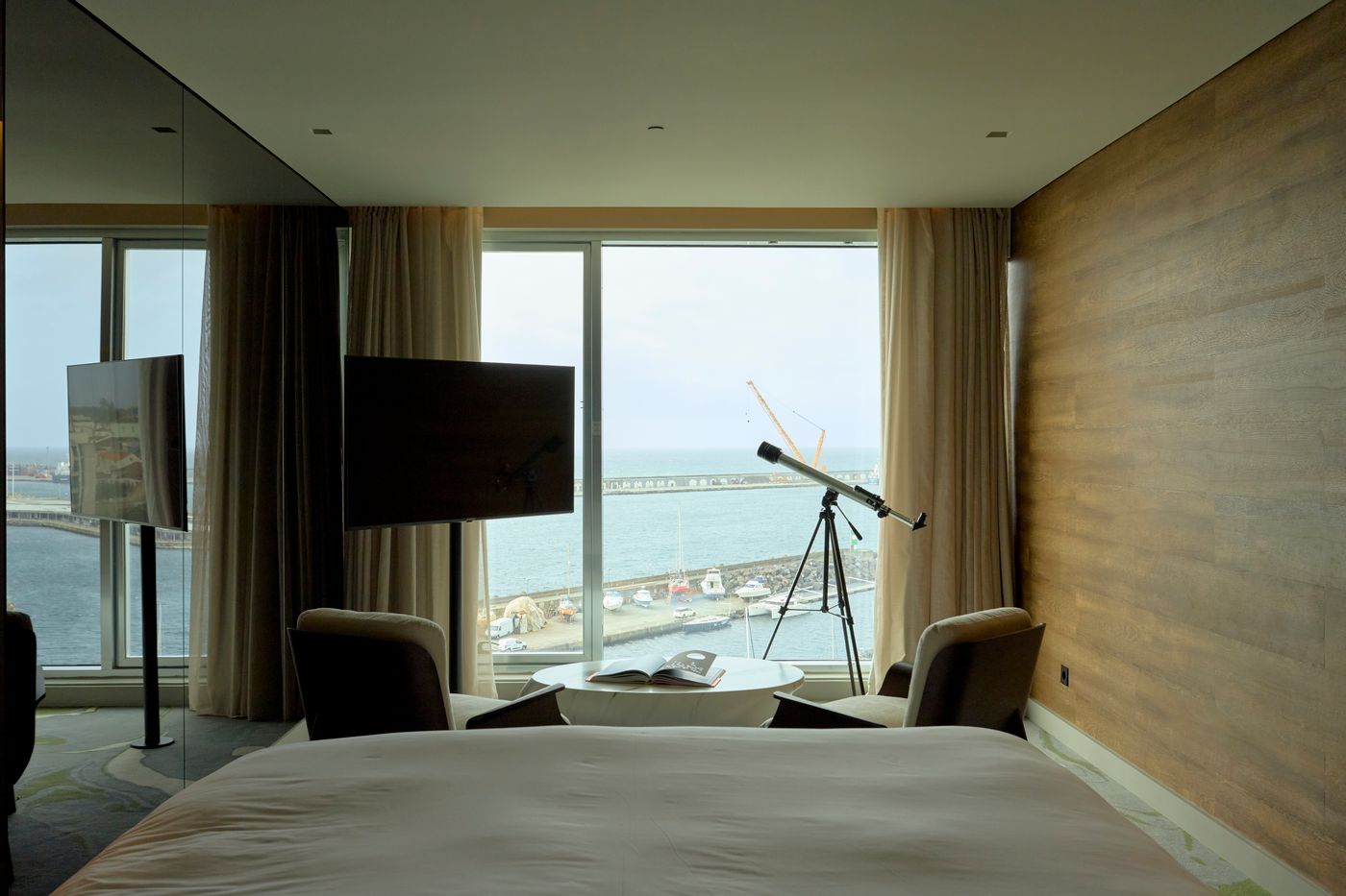 Azor-Hotel-Room-30