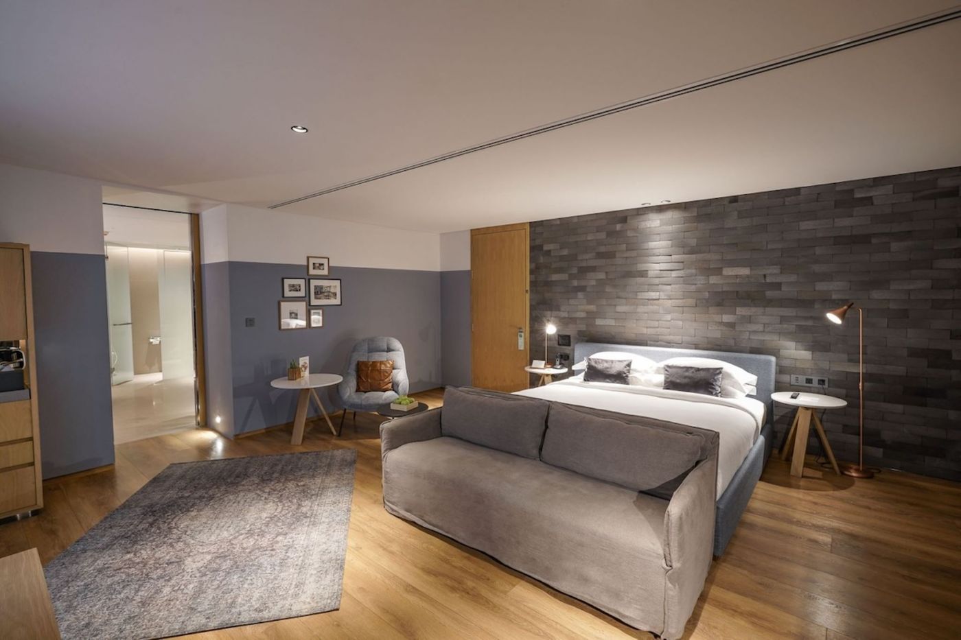 Ad-Lib-Bangkok-Room-15