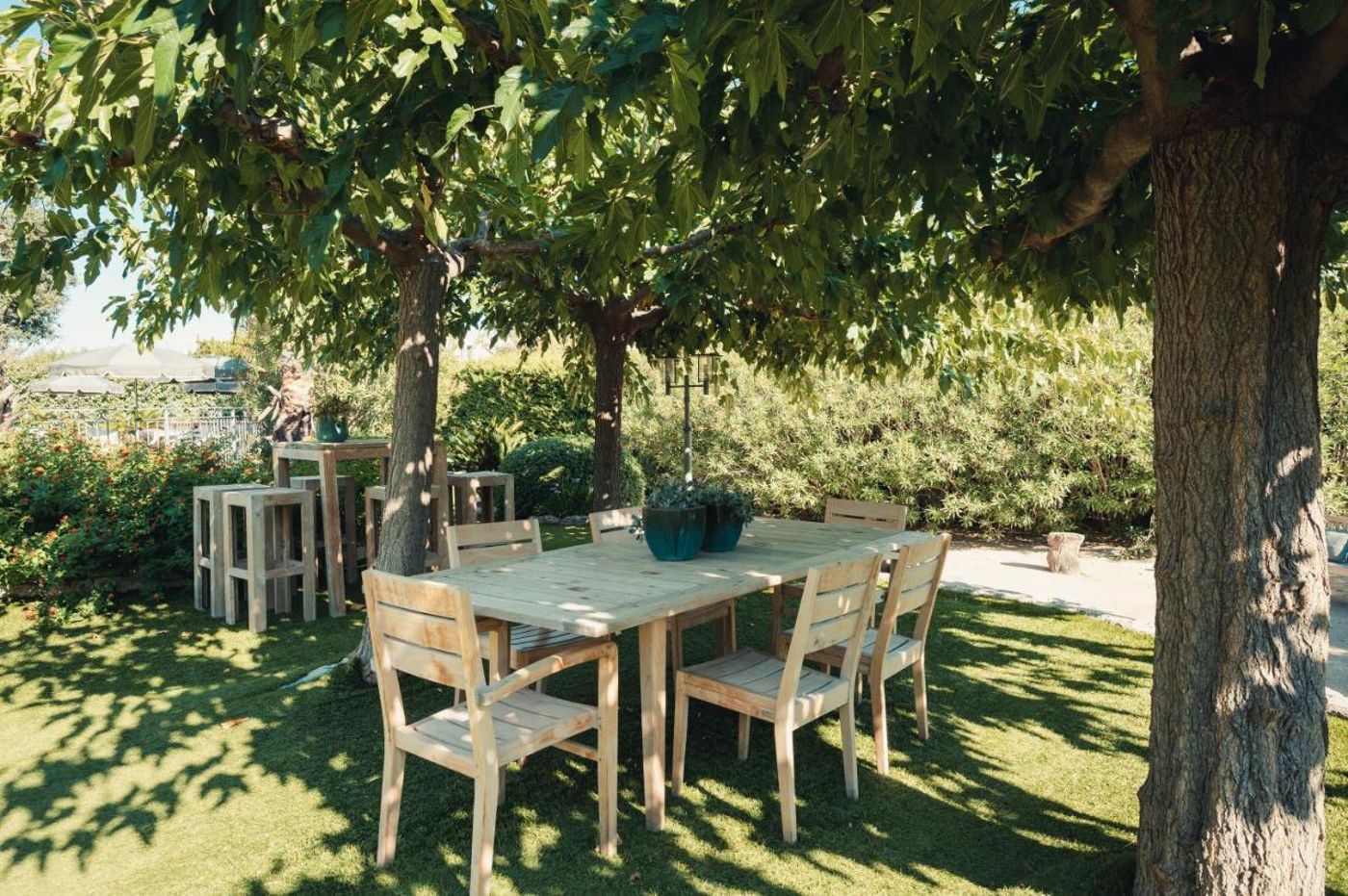 Hotel-Le-Catalogne-Terrace-21