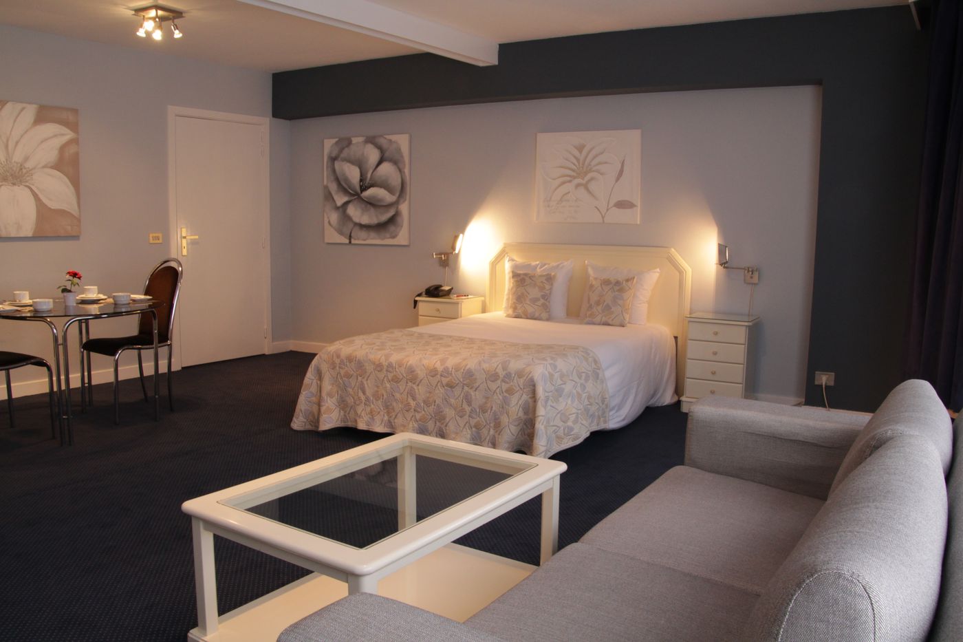 First-Euroflat-Hotel-Room-35