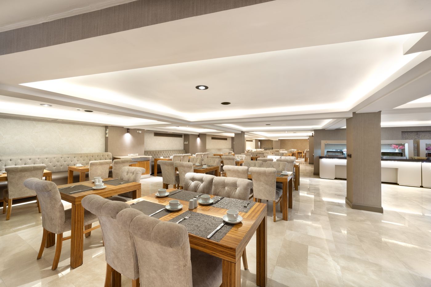 Orka-Royal-Restaurant-45