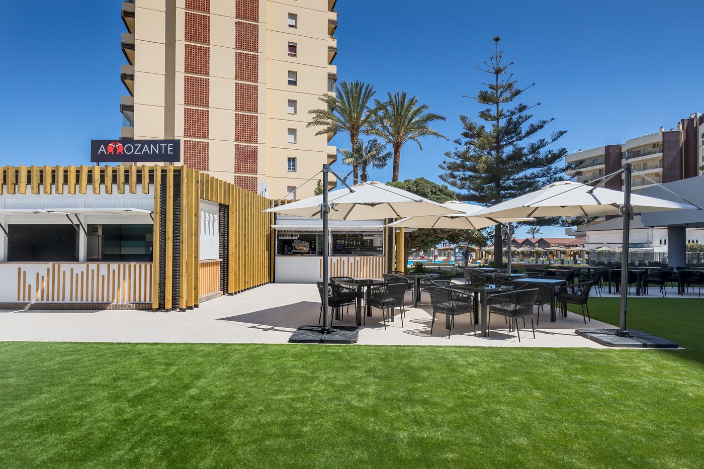 Occidental-Fuengirola-Bar-10