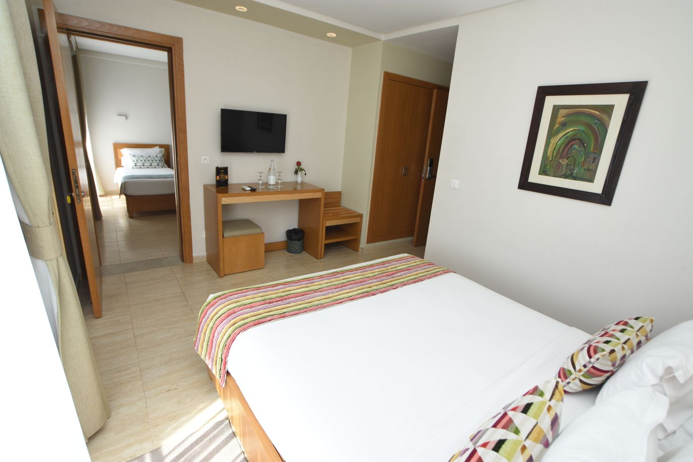 Downtown-Tunis-Hotel-Room-9