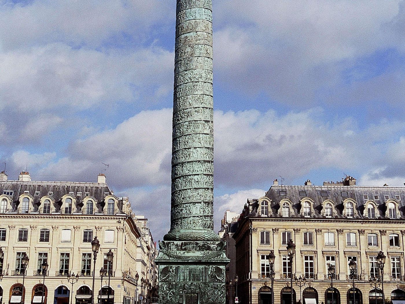 Sofitel-Paris-Le-Faubourg-Sports-and-Entertainment-107