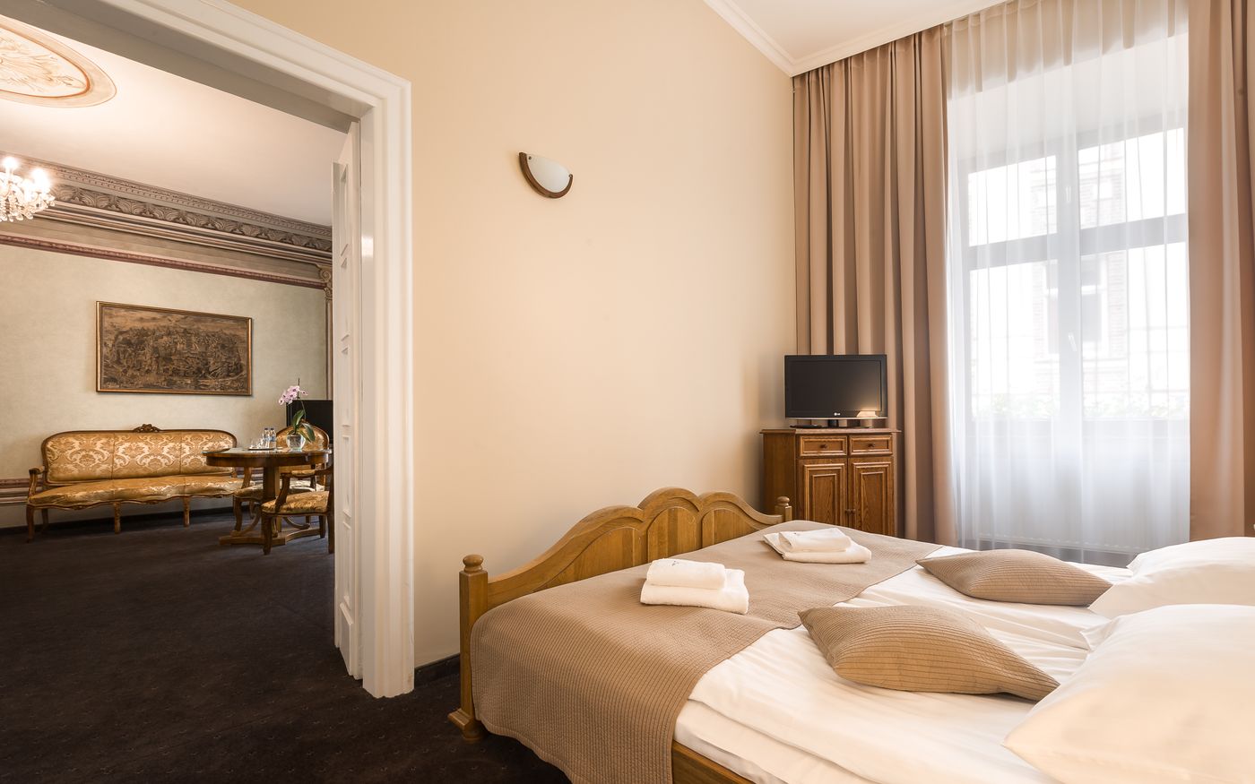 Wit-Stwosz-Hotel-Room-2