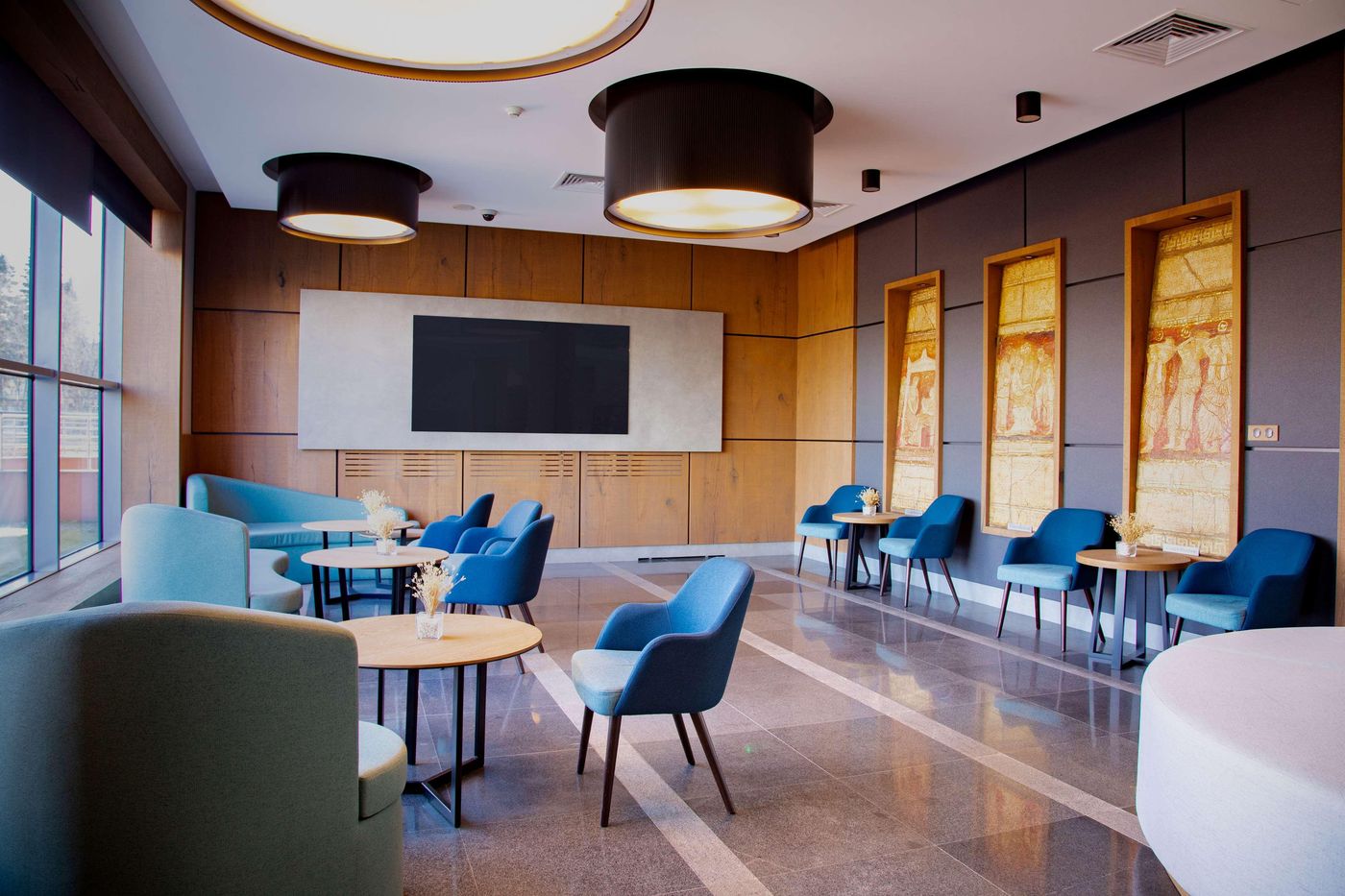 Metropolitan Sofia member of Radisson Individuals-Bulgaria-SOFIA-Lobby-9