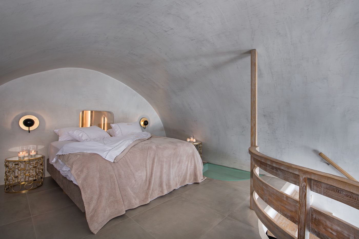 Athina-Repose-Suites-Room-83