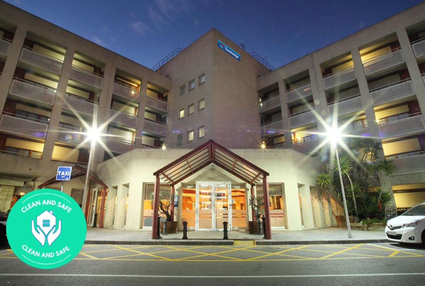 Travelodge Barcelona del Vallès-Spain-BARBERA DEL VALLES-General view-1