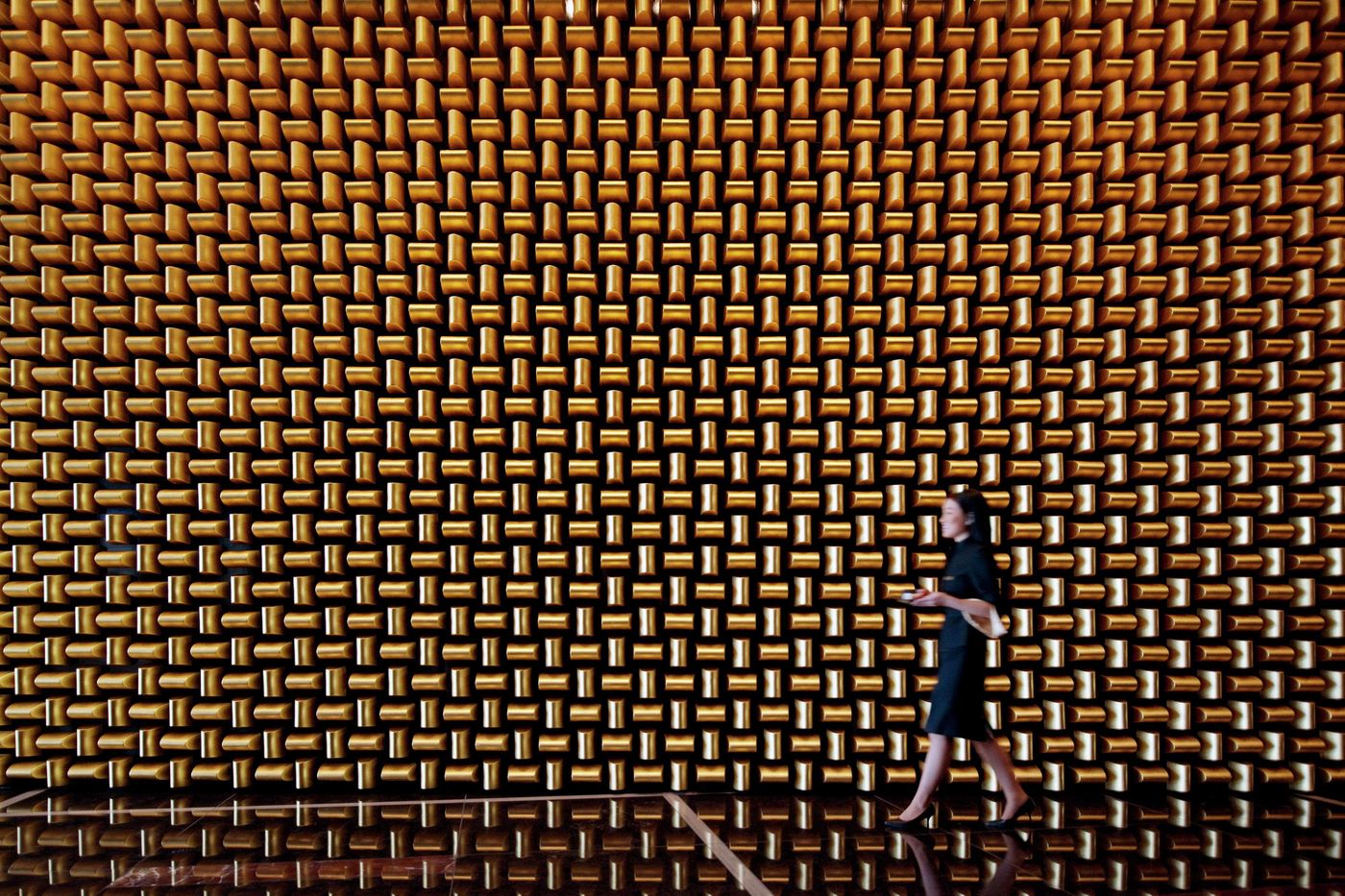 Waldorf-Astoria-Las-Vegas-Lobby-91