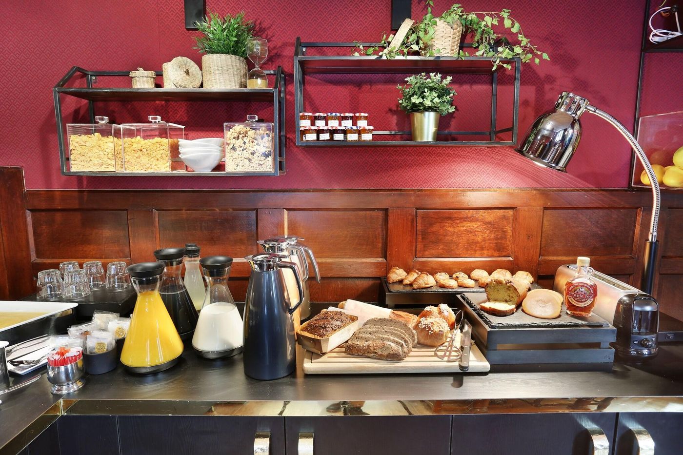 Hotel-De-Seine-Restaurant-43