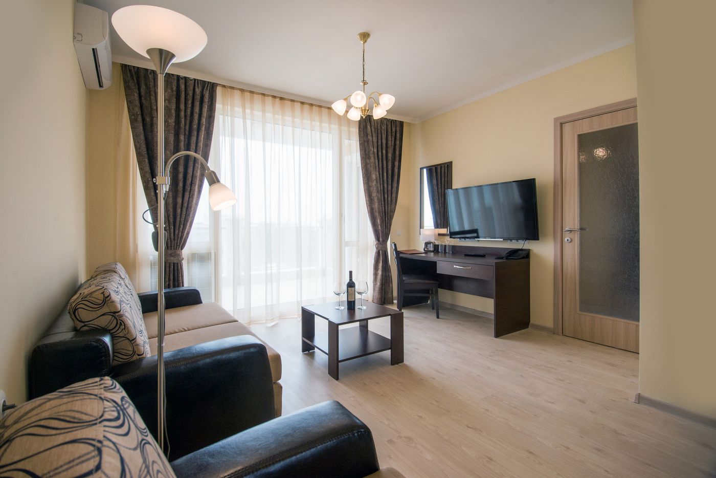 Rome Palace Deluxe Hotel