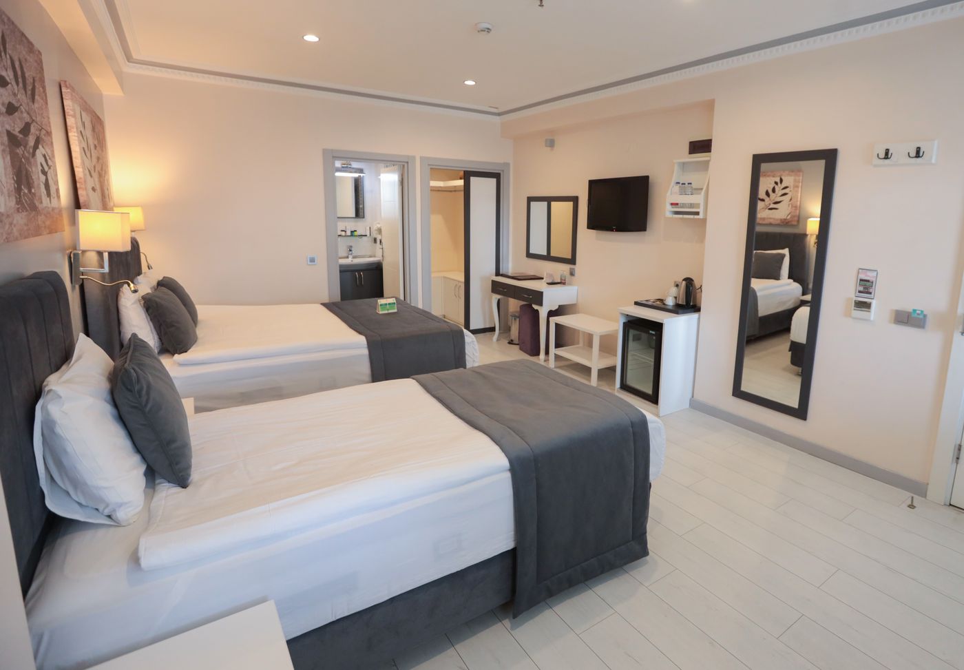 Skalion-Hotel---Spa-Room-42