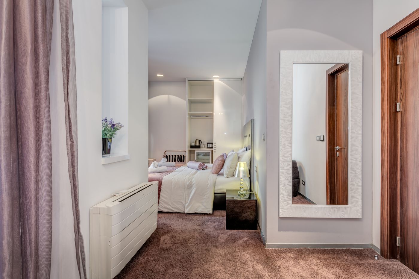 Starlight-Luxury-Rooms-Room-22