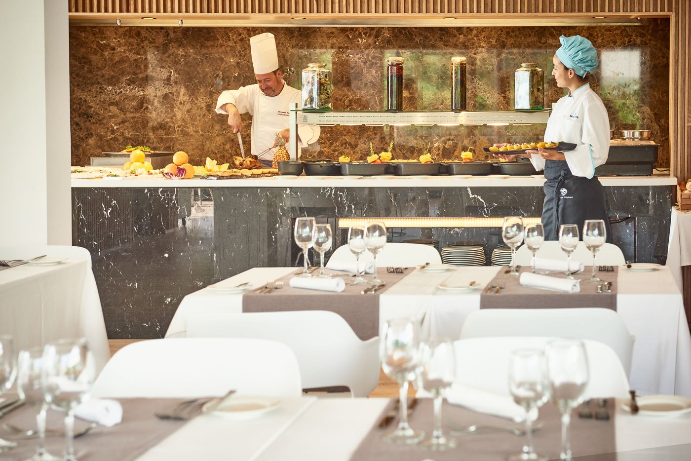 Flamingo-Beach-Mate-Restaurant-51