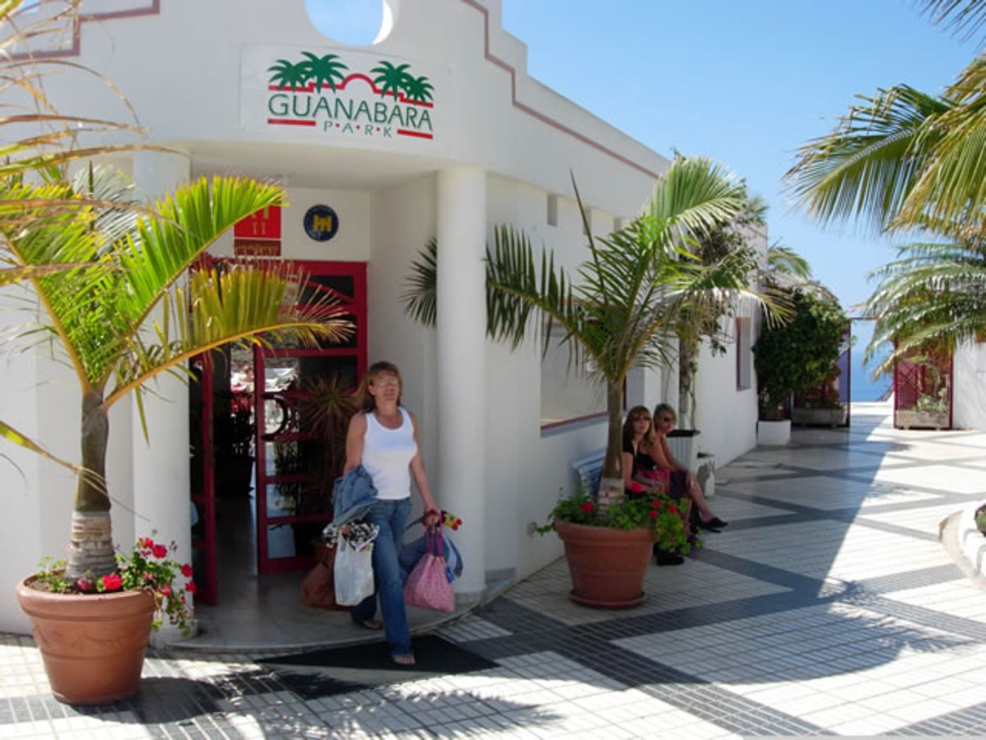 Guanabara Park Apartments