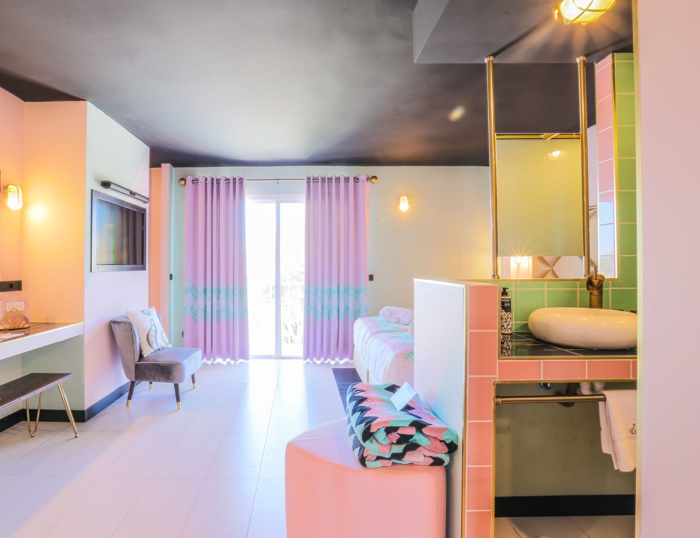 Wi-Ki-Woo-Hotel-Ibiza---Adults-Only-Room-36