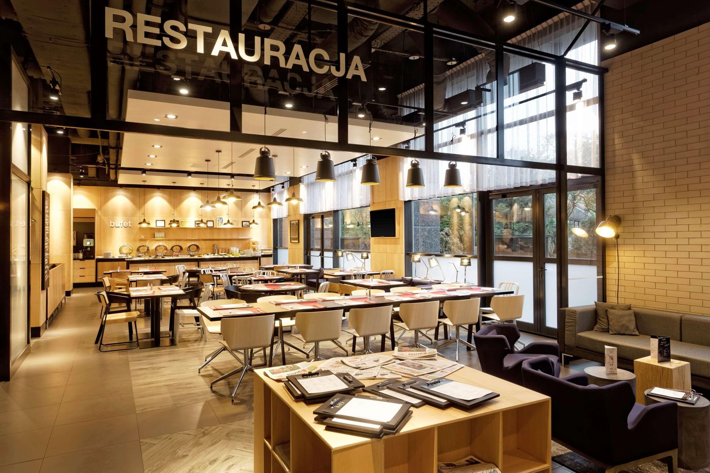 Hotel-Campanile-Warszawa-Restaurant-39