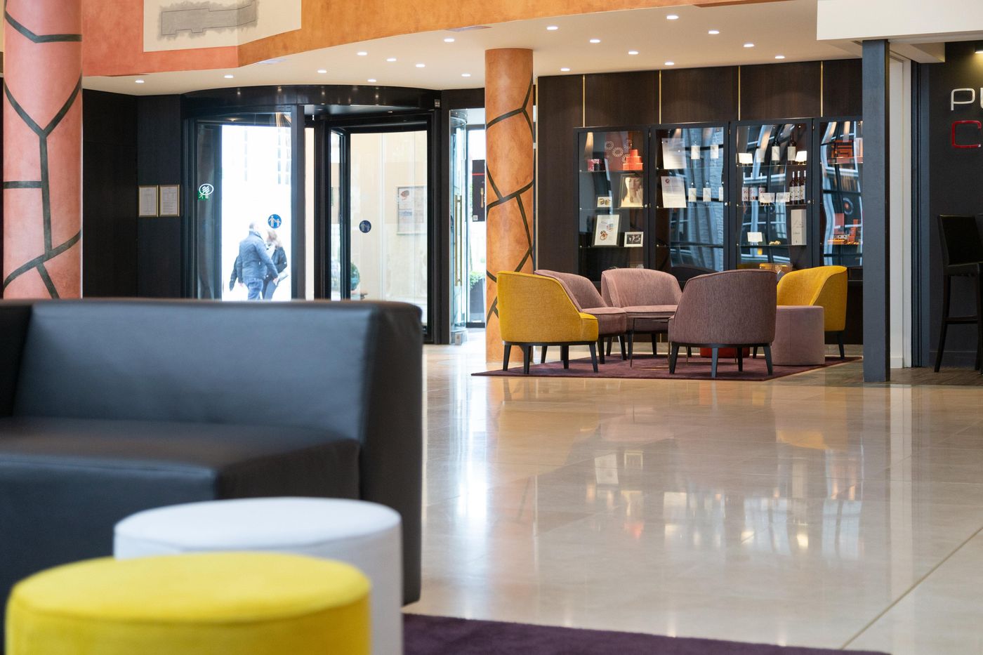 Crowne Plaza Brugge-Belgium-Brugge-Lobby-9