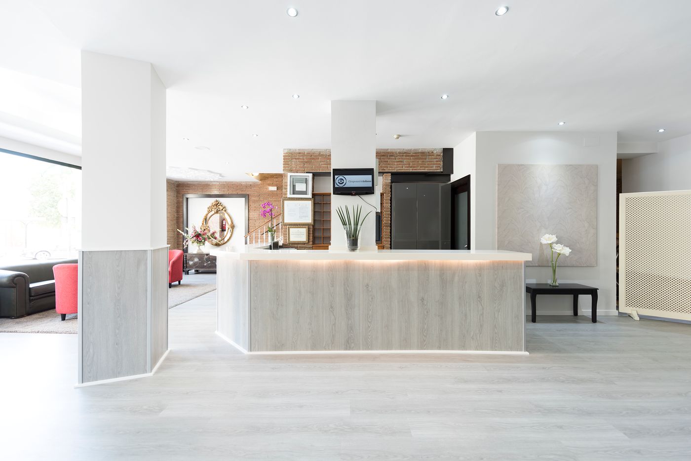 Toboso-Chaparil-Lobby-21