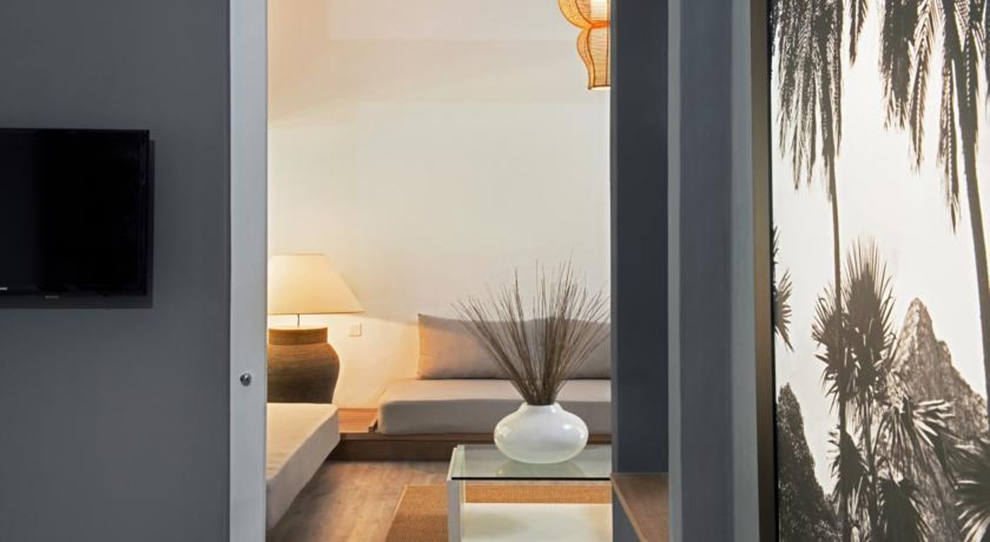 The Ravenala Attitude