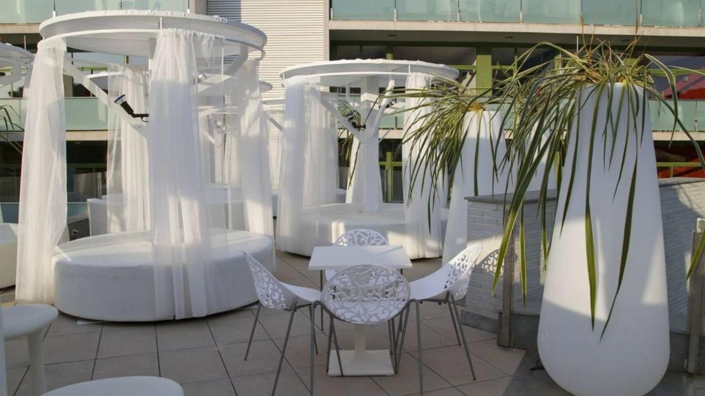 Four-Elements-Suites-Terrace-10