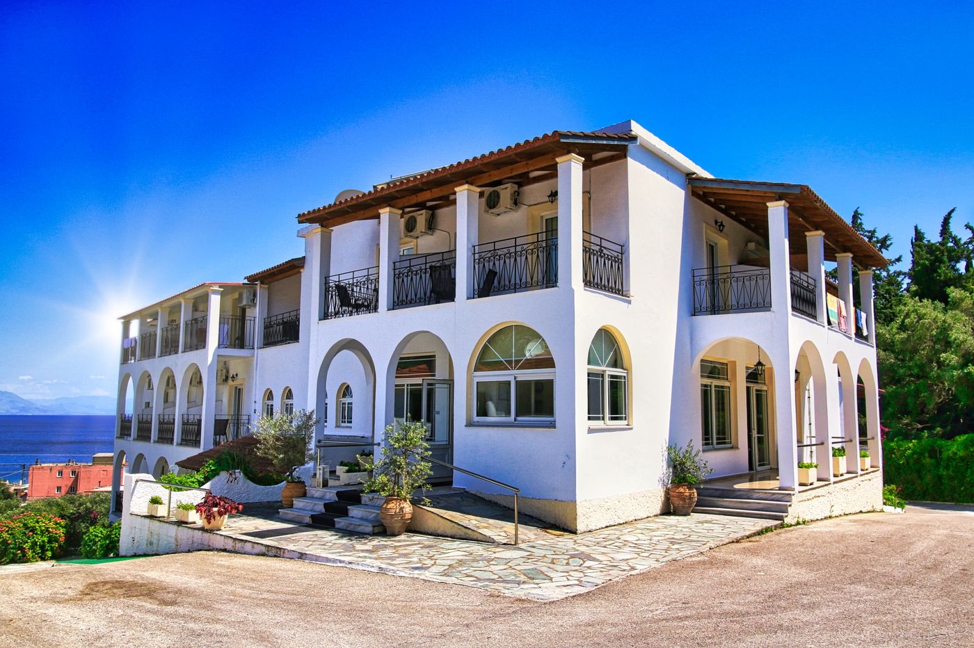 Yannis-General-view-7