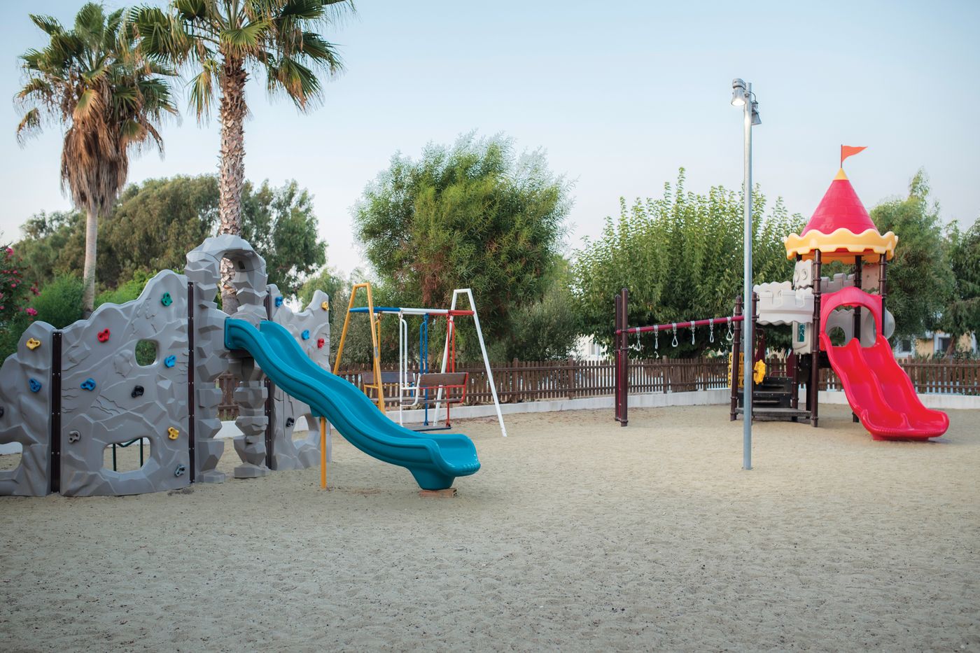 Atlantis-Hotel-General-view-71