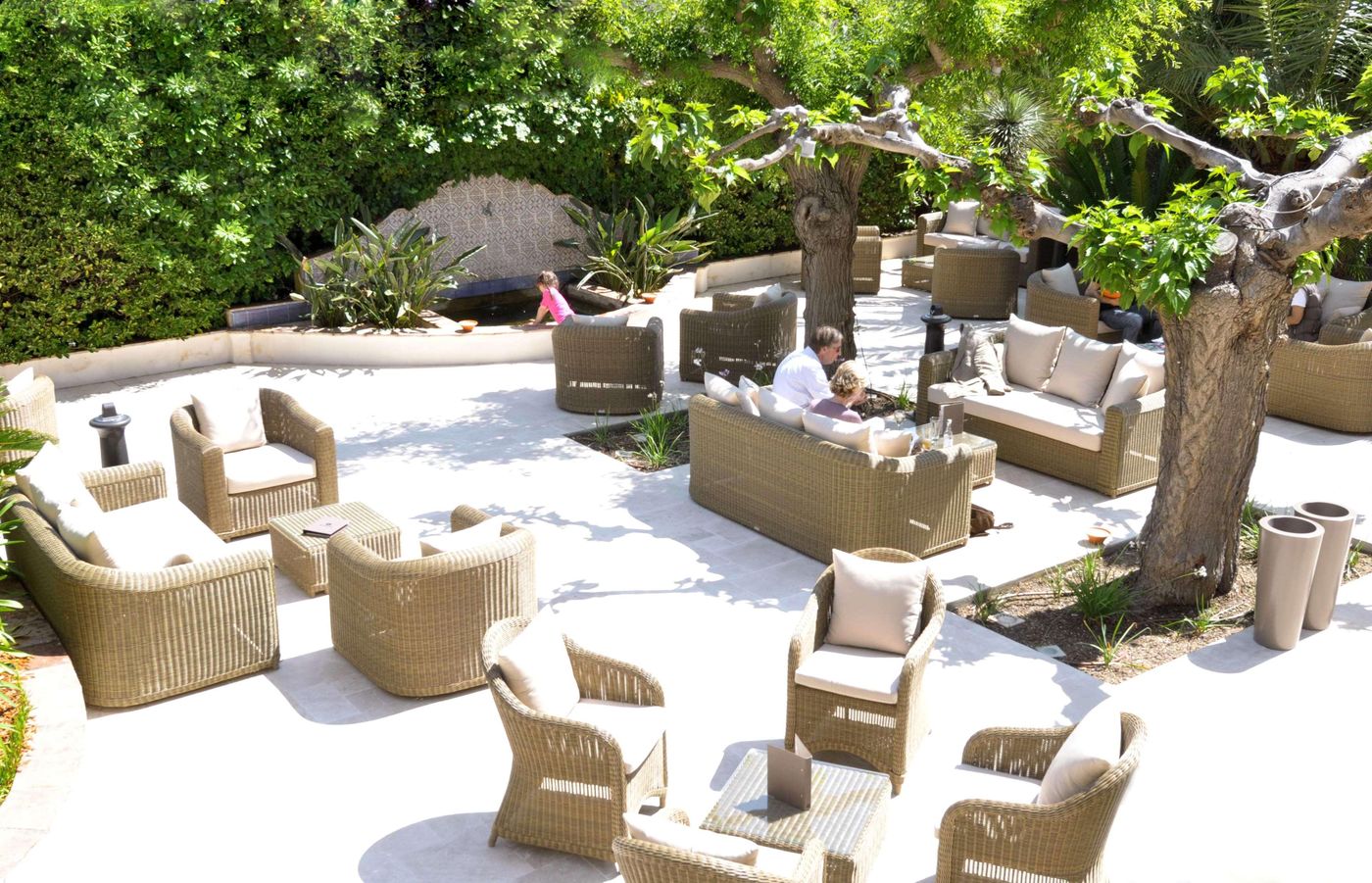 Best-Western-Premier-Montfleuri-General-view-11