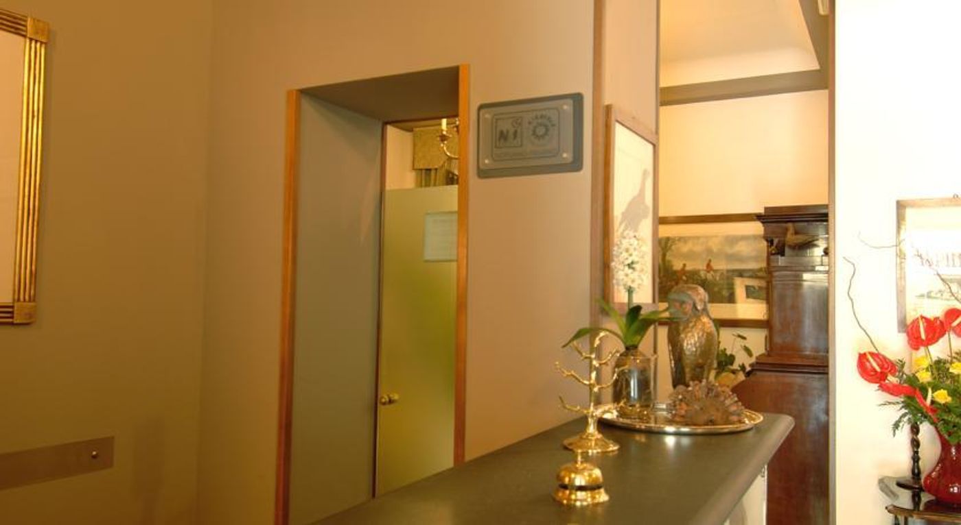Malaspina-Lobby-8