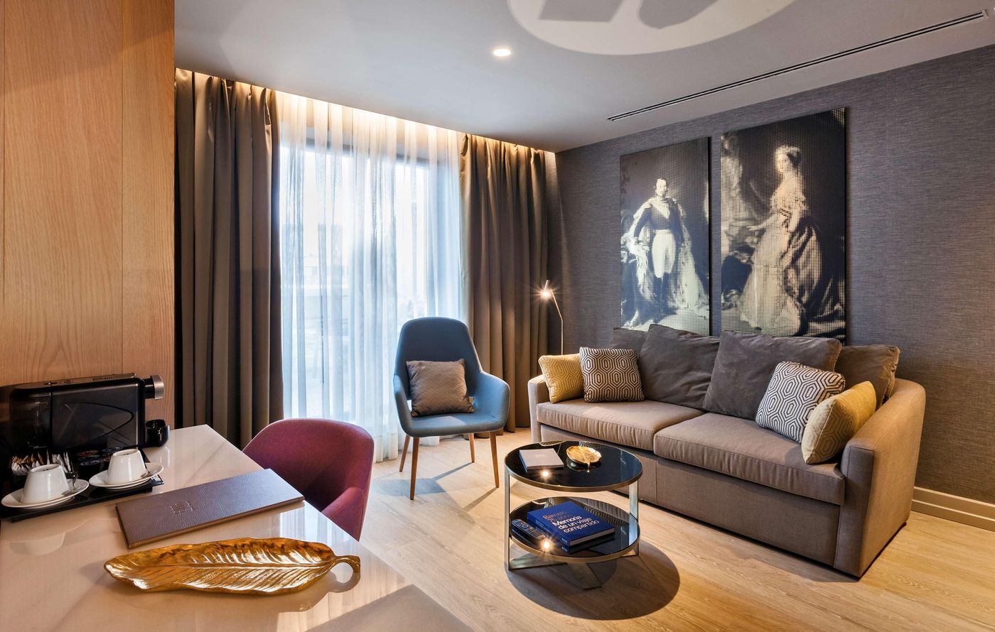 Barcelo-Emperatriz-Room-41