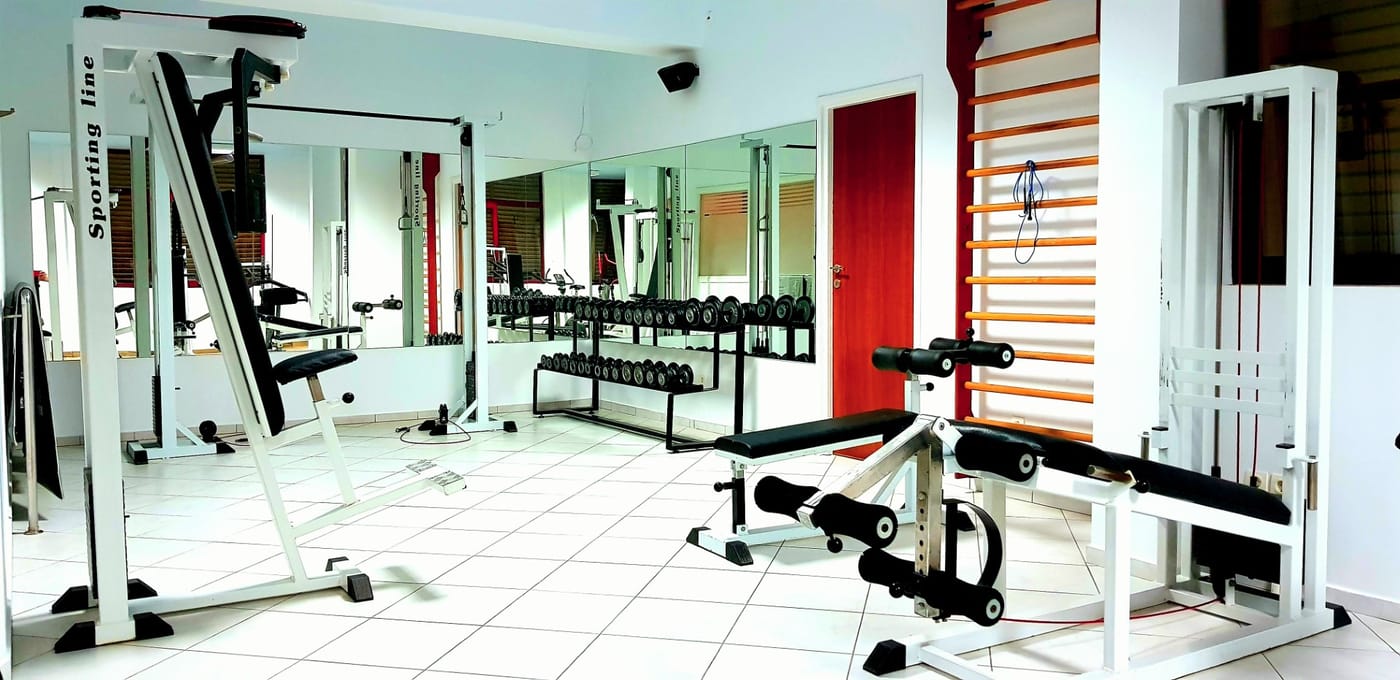 Bellos-Hotel-Apartments-Sports-and-Entertainment-33