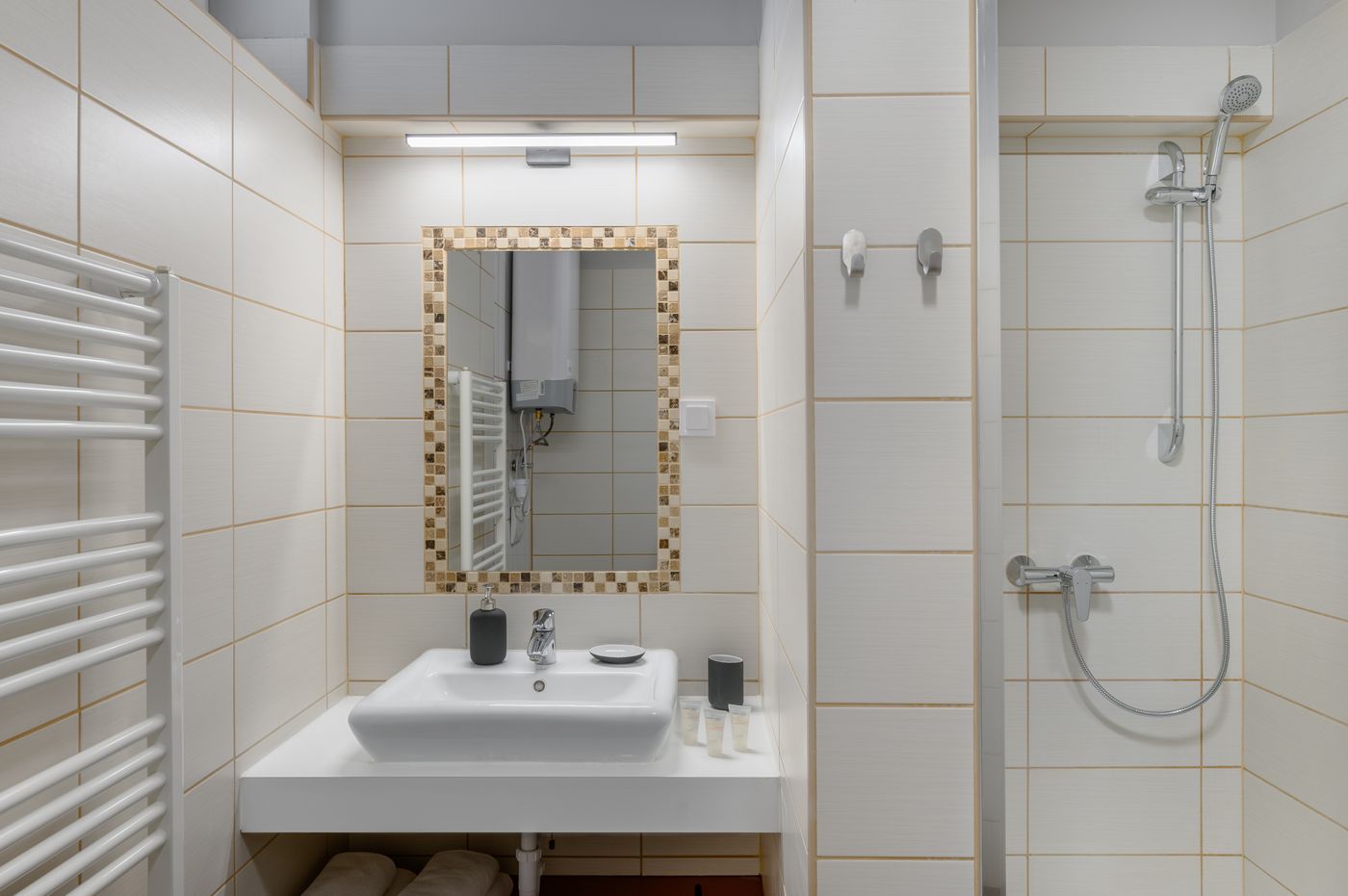 Florin-Apart-Hotel-Room-48