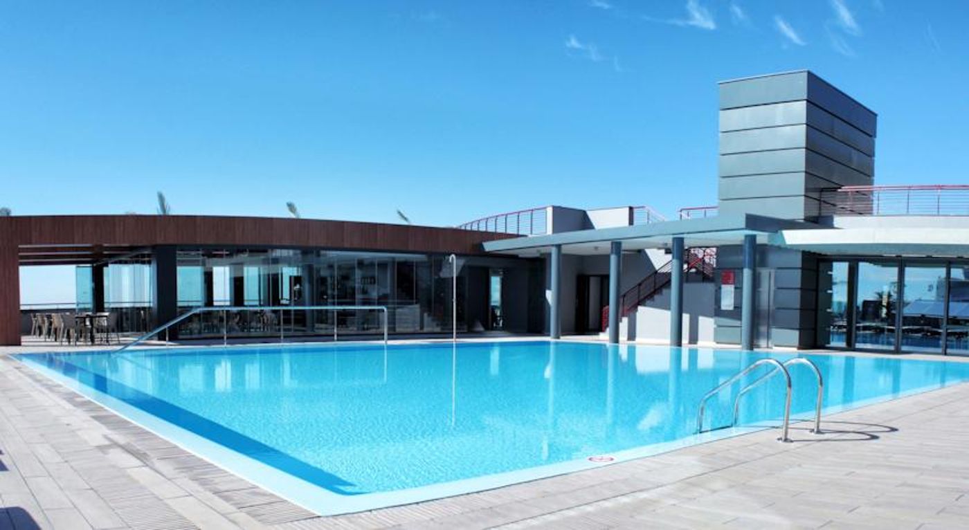 Four Views Monumental