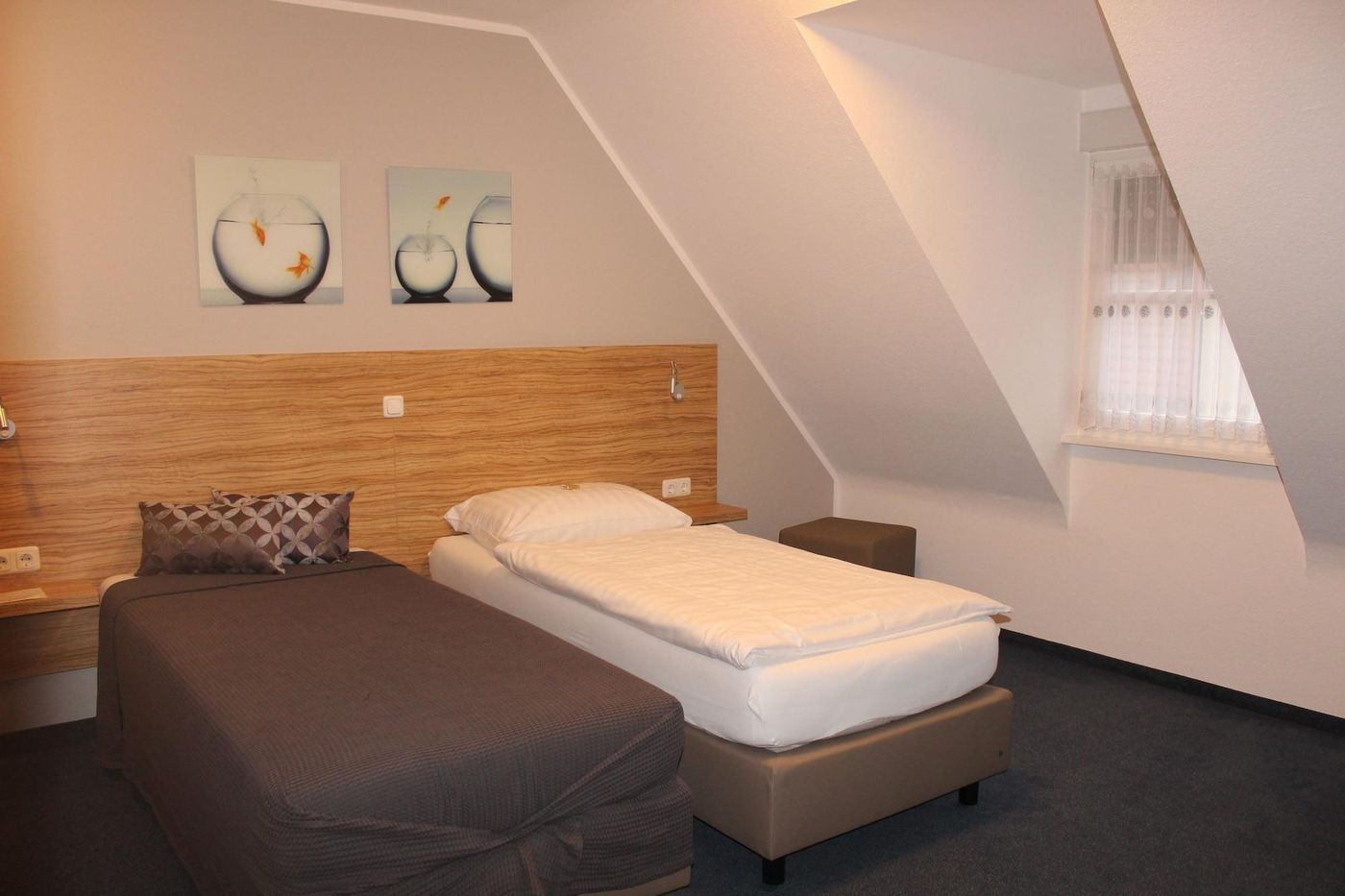 Landhaus Hotel Müller - Germany - GROSSOSTHEIM - Room - 9