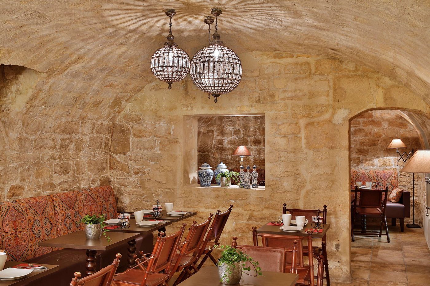 Hotel-R--Kipling-by-Happy-Culture-Restaurant-11