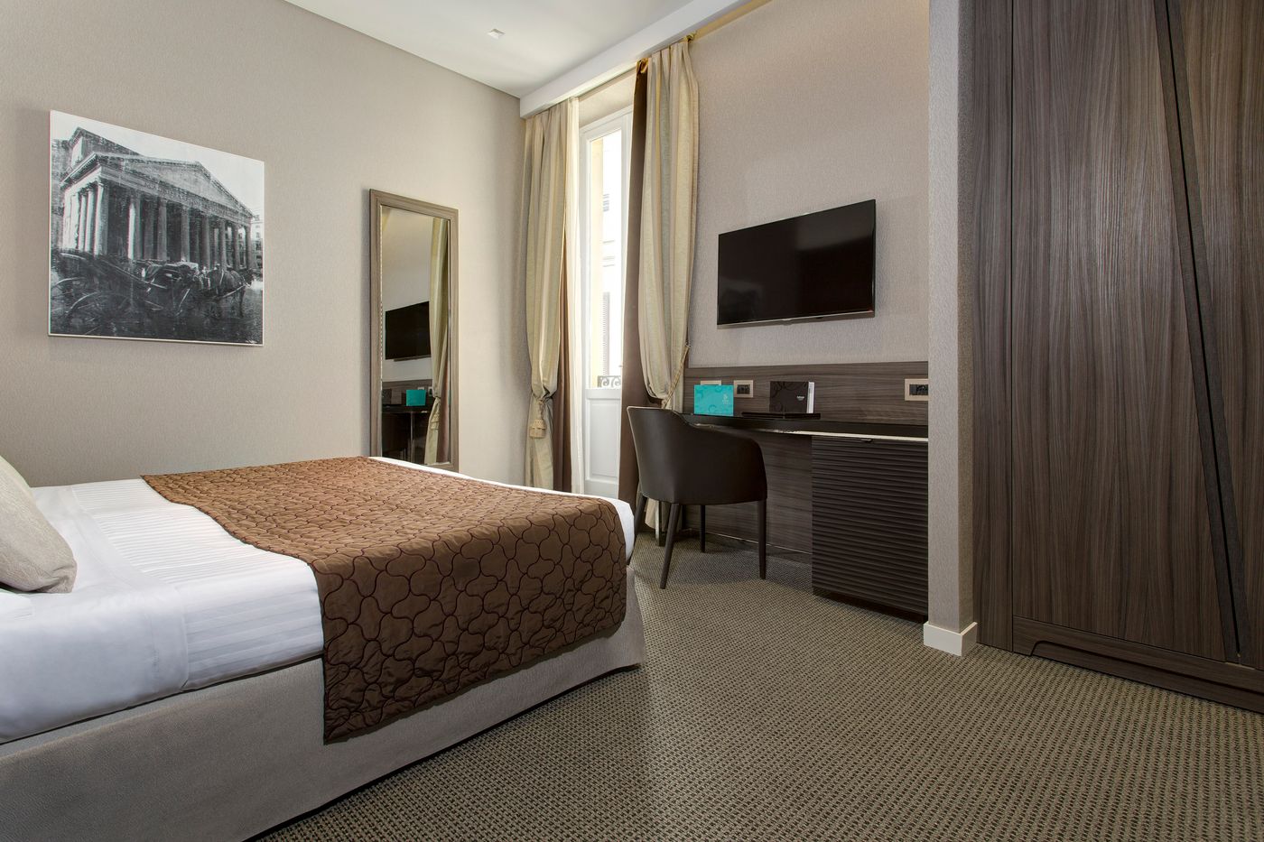 Hotel-Artemide-Room-20