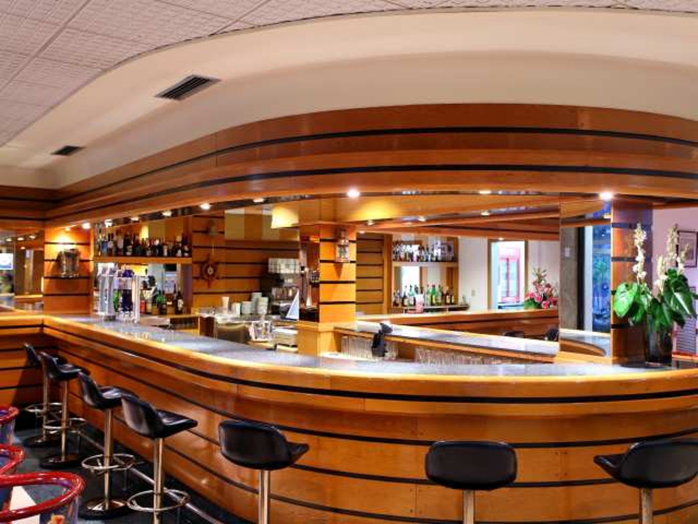 Puerto Azul Suite Hotel