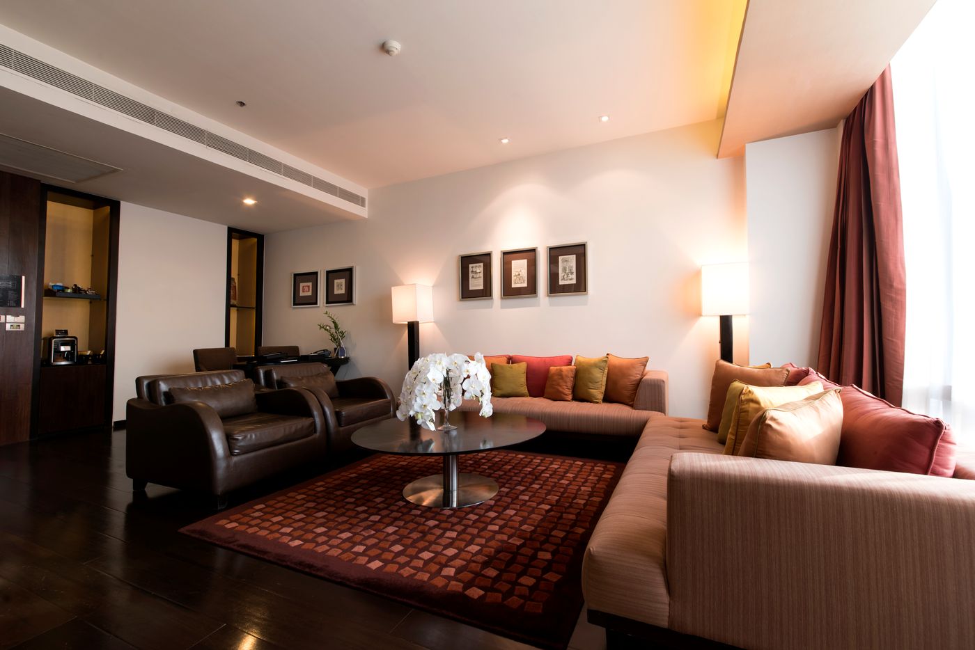 VIE-Hotel-Bangkok---MGallery-Room-15