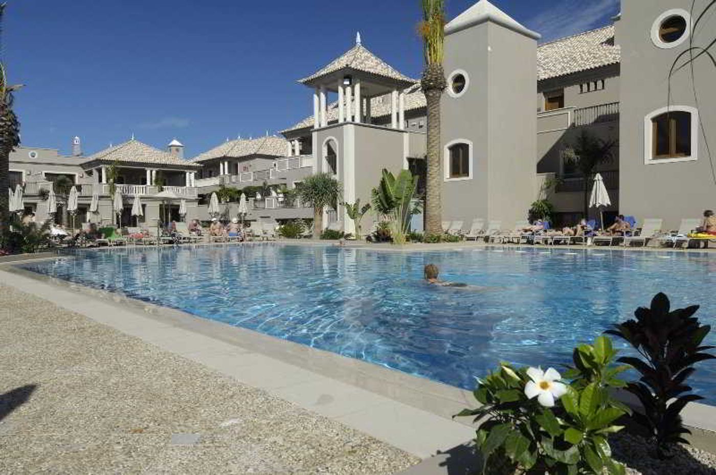 Marylanza Suites & Spa