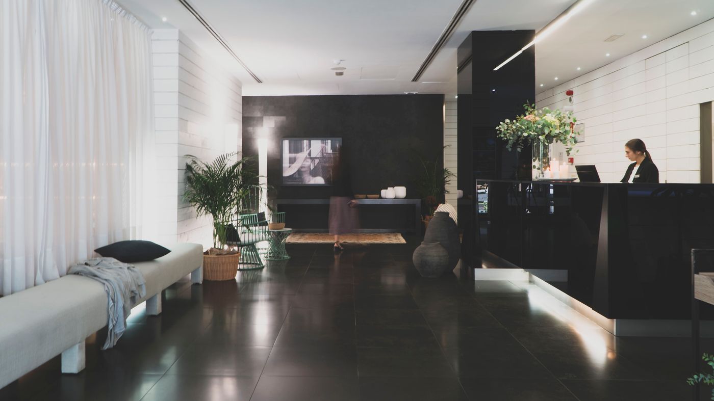 Zenit-Conde-de-Orgaz-Lobby-14